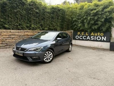 Gris Occasion 2020 Seat Leon Style Berline | 12 990 €