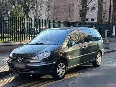 Gris Occasion 2009 Peugeot 807 Monospace | 8 000 €