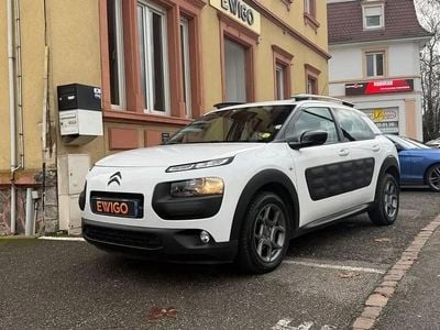 Occasion Citroën C4 Business Class 99 ch (72 kW) 2018 Blanc SUV