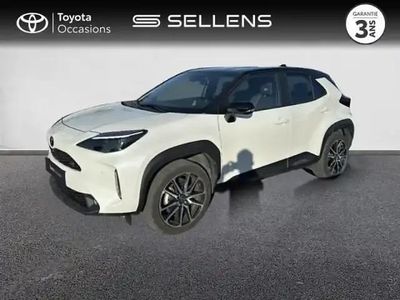 Blanc nacré/toit noir Occasion 2023 Toyota Yaris Cross Sport SUV | 24 880 € (Prix juste)