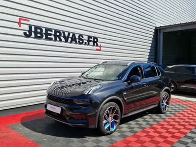 Lynk & Co 01