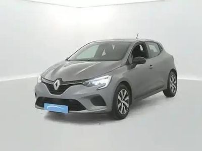 Gris schiste Occasion 2023 Renault Clio V Berline | 14 270 € (Prix juste)