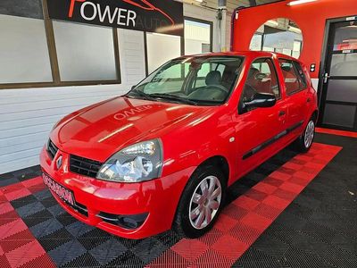 Rouge Occasion 2007 Renault Clio II Campus Berline | 3 990 €