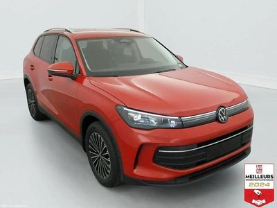 Rouge Nouvelle 2025 VW Tiguan Life SUV | 40 754 € (Prix juste)