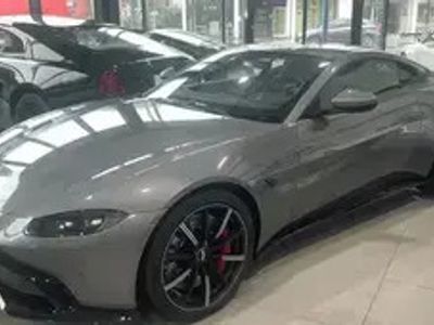 Aston Martin V8