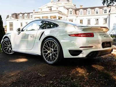 Blanc Occasion 2014 Porsche 911 Turbo S Sport Coupé | 124 950 €