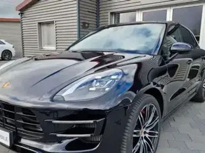 occasion Porsche Macan Turbo performance / Carbone / Attelage / 21" / approved