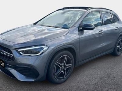 Mercedes GLA220