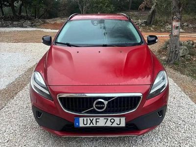 Rouge Occasion 2019 Volvo V40 CC Break | 12 000 €