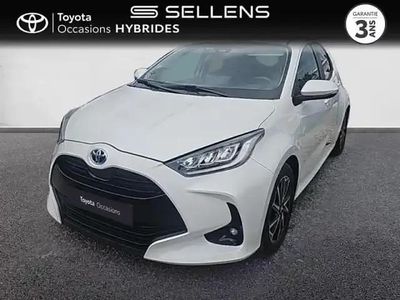 Occasion Toyota Yaris Hybrid Design 116 ch (85 kW) 2023 Blanc lunaire (n) Berline