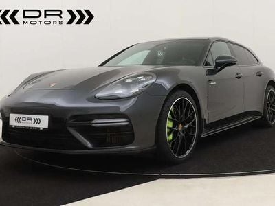 Gris Occasion 2018 Porsche Panamera Turbo S Sport Turismo Berline | 69 995 €