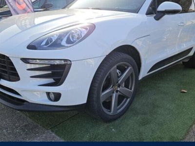 Porsche Macan S