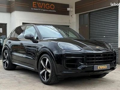 Noir Occasion 2024 Porsche Cayenne Sport SUV | 107 990 € (Prix cher)