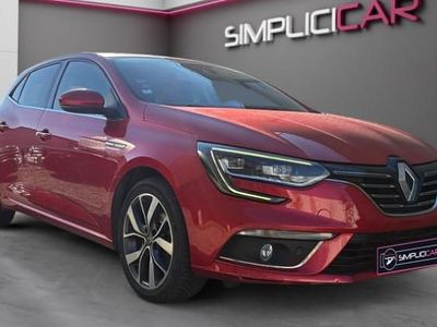 Rouge Occasion 2016 Renault Mégane IV Intens Berline | 9 980 € (Prix juste)