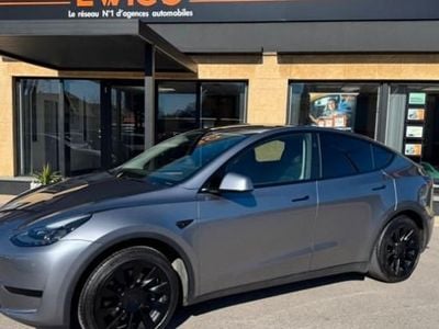 Occasion Tesla Model Y Standard Range 220 kW (300 ch) 2024 Gris SUV