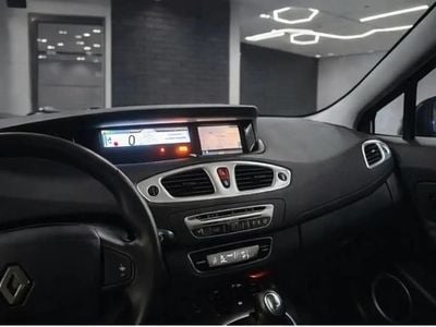 Occasion 2009 Renault Scénic III Monospace | 3 499 € (Prix juste)