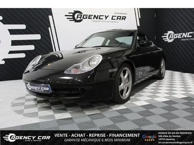Noir Occasion 1998 Porsche 911 Carrera 4 Coupé | 36 990 € (Prix juste)