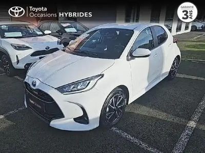 Occasion Toyota Yaris Hybrid Design 2023 Blanc Berline