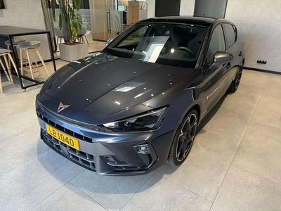Gris Occasion 2025 Cupra Leon VZ Berline | 35 989 €