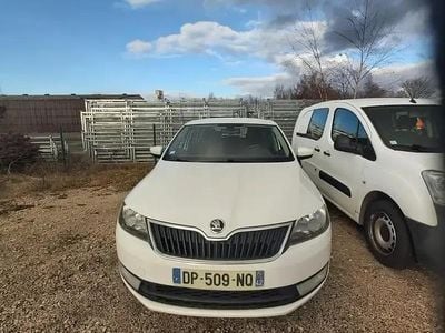 Occasion Skoda Rapid Ambition 105 ch (77 kW) 2015 Blanc Berline