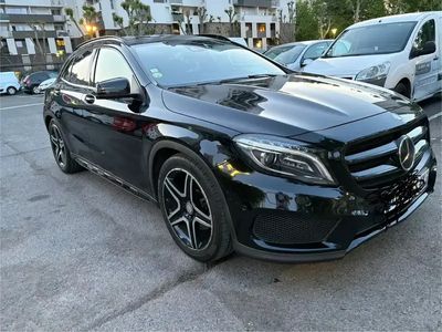 Mercedes GLA220