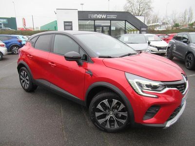 Rouge Occasion 2023 Renault Captur Evolution SUV | 16 990 € (Prix juste)