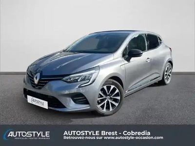 Gris schiste Occasion 2023 Renault Clio V Techno Berline | 17 490 € (Prix juste)