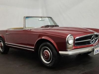 Occasion 1965 Mercedes 230 | 47 500 €