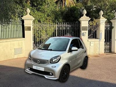 Gris Occasion 2019 Smart ForTwo Cabrio Cabriolet | 17 500 €