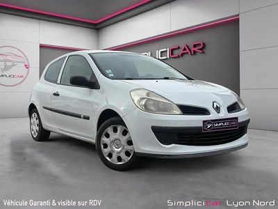 Blanc Occasion 2008 Renault Clio II Citadine | 2 980 €