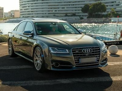 Audi S8