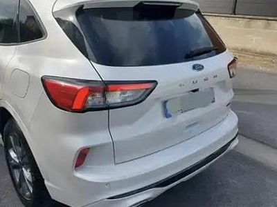 Blanc Occasion 2023 Ford Kuga S SUV | 24 000 € (Bon prix)