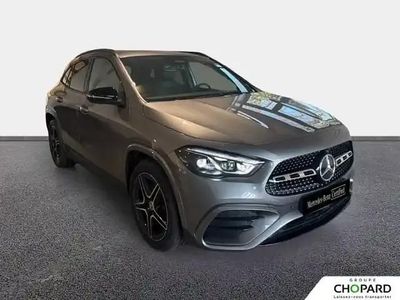 Mountaingrau met. Occasion 2025 Mercedes GLA180 SUV | 55 500 €