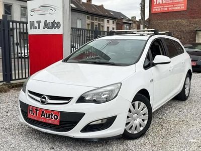 Noir Occasion 2014 Opel Astra Enjoy Break | 2 999 € (Super prix)