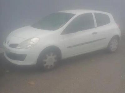 Occasion 2009 Renault Clio III Authentique Berline | 1 250 €