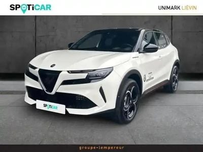 Blanc sempione pastel/toit noir Occasion 2025 Alfa Romeo Junior Edizione Speciale SUV | 31 990 € (Prix juste)