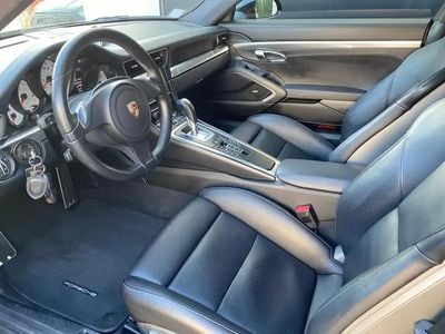 Porsche 911 Carrera