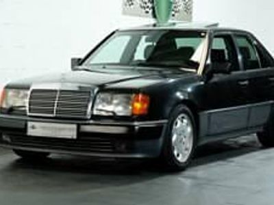 Noir Occasion 1991 Mercedes E500 Berline | 64 000 €