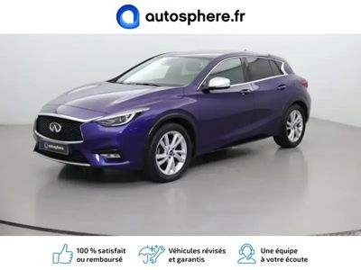 Infiniti Q30