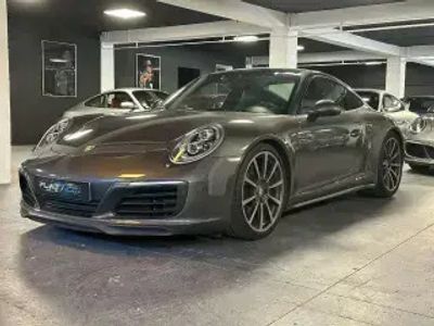 Porsche 911 Carrera 4S