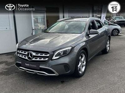 Mercedes GLA220