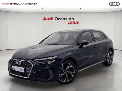 Bleu navarre métallisé Occasion 2022 Audi A3 Sportback e-tron S-Line Citadine | 30 933 € (Prix juste)