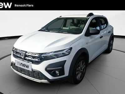 Blanc Occasion 2023 Dacia Sandero Essentiel Citadine | 13 980 € (Prix juste)