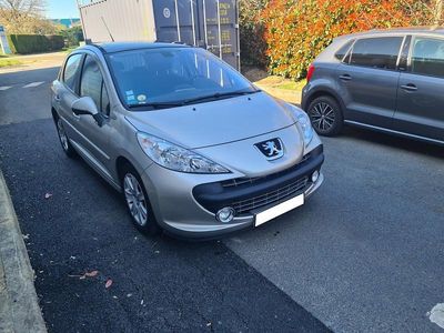 Occasion 2009 Peugeot 207 Premium Citadine | 7 490 €