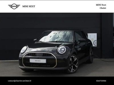 Noir Occasion 2024 Mini Cooper Favoured Citadine | 31 900 € (Prix cher)