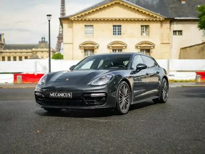 Porsche Panamera 4