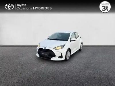 Blanc Occasion 2023 Toyota Yaris Hybrid Berline | 19 980 € (Prix juste)