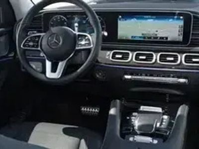 Mercedes GLS400