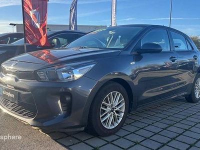 Gris Occasion 2017 Kia Rio Active Berline | 12 990 € (Prix cher)