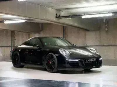 Porsche 911 Carrera 4